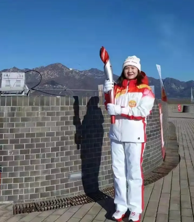 威尼斯欢乐娱人城3328董事长郑文青：我是北京冬奥会火炬手！