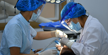 魯東醫院口腔科提醒您：8個傷害牙齒的小習慣，趕緊改了！