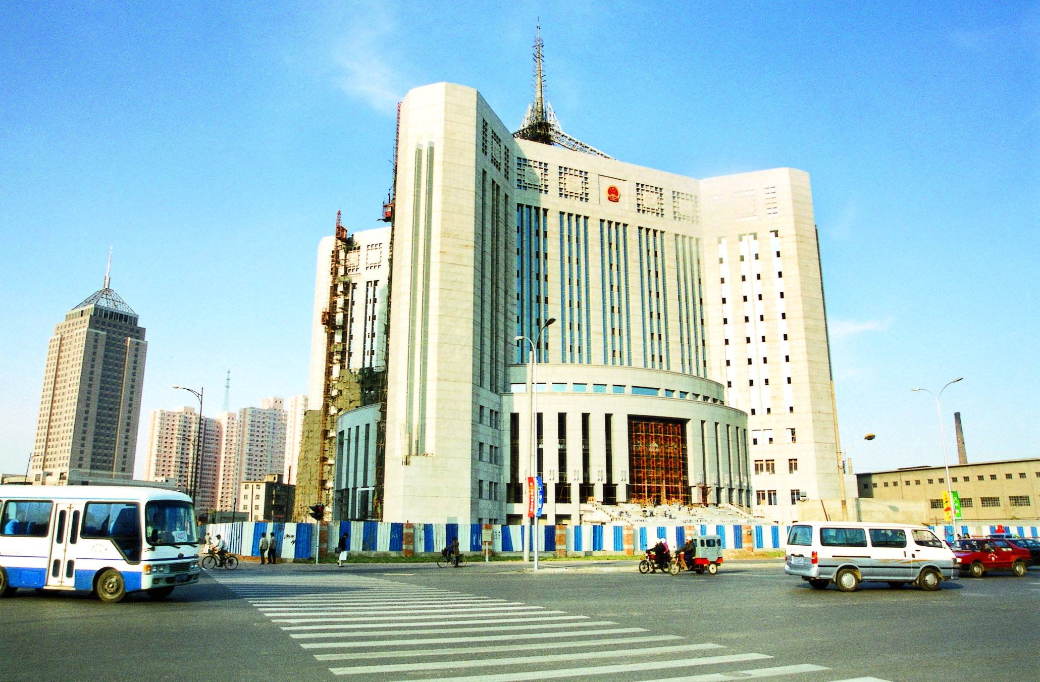 遼陽市中級人民法院（2007年建）