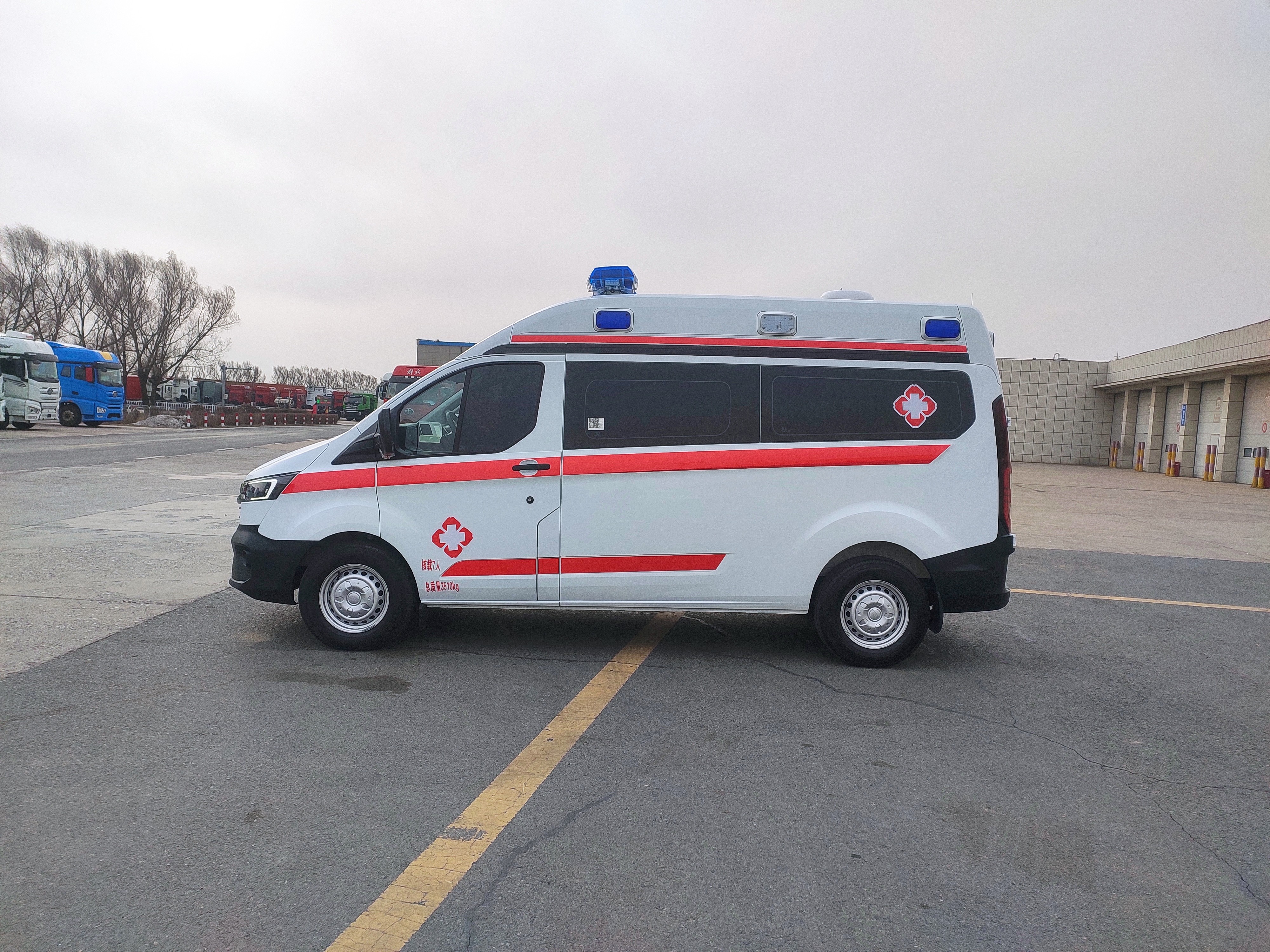 BS5040XJH救護車