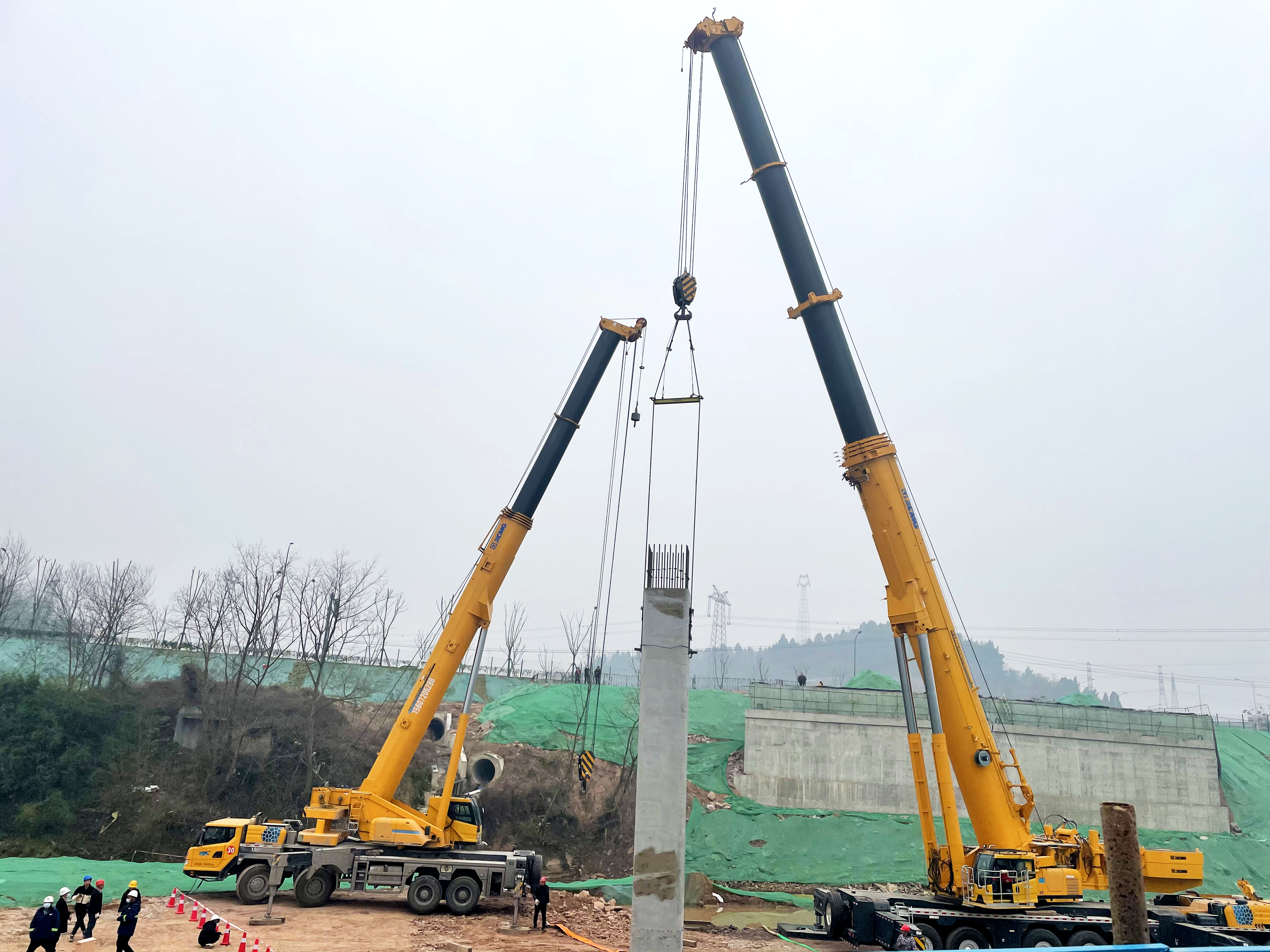宜昌市第一座全装配式桥梁首件吊装成功 | 益通新闻