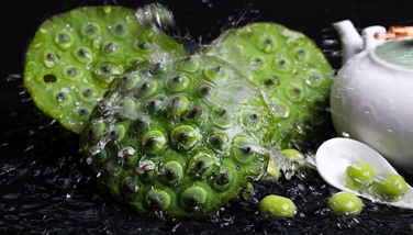 Lotus seeds can nourish the nerves.